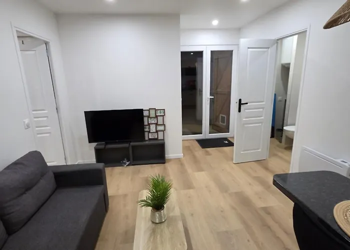 Διαμέρισμα 1 Bedroom Maison Cosy A 15mn De Paris Argenteuil